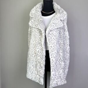 Altar'd State Faux Fur Vest Small Medium Gray White Snow Leopard Boho Glam Layer